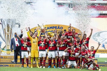 Supercopa: Flamengo é bicampeão em jogo eletrizante contra o Palmeiras