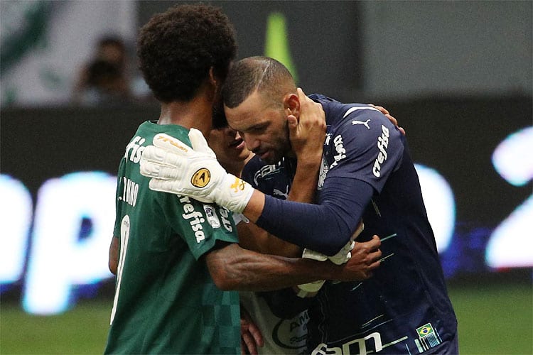 Palmeiras toma virada do Defensa y Justicia e perde Recopa nos pênaltis