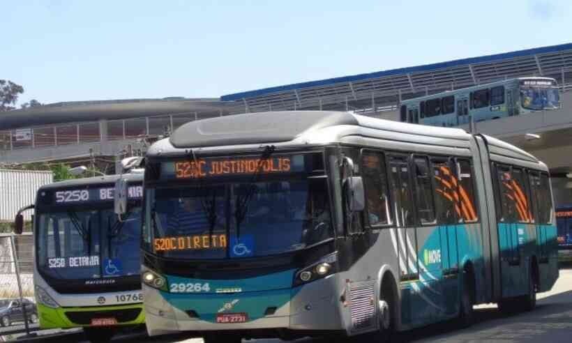 Homem é preso acusado de importunação sexual em ônibus de BH