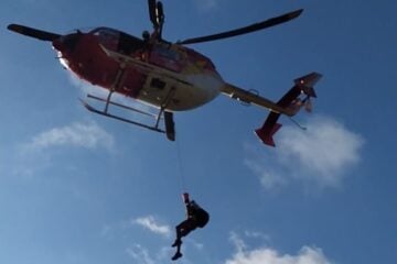 Dupla se perde em trilha e é resgatada de helicóptero