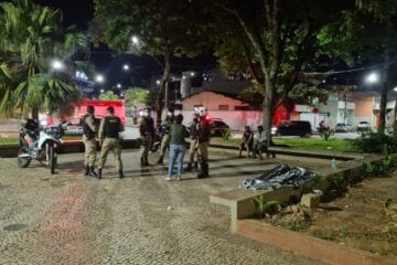 Homem encontrado morto na Praça Acrísio teria bebido etanol