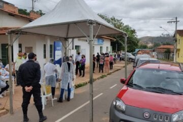 Conceição do Mato Dentro aplica segunda dose para idosos entre 70 e 79 anos