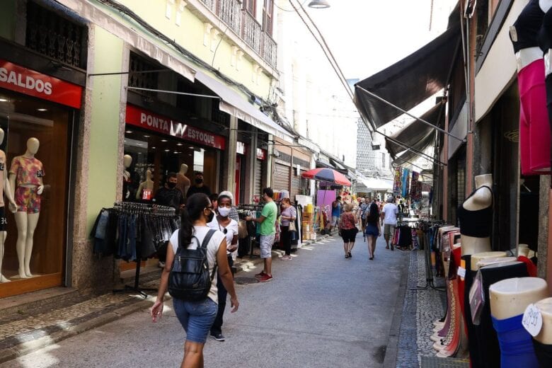 Vendas do comércio carioca caem 12,5% no primeiro trimestre de 2021