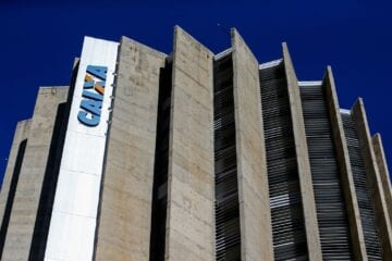 Caixa paga seguro-desemprego em conta poupança social digital