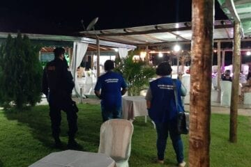 Vigilância sanitária interrompe festa de casamento com 100 pessoas