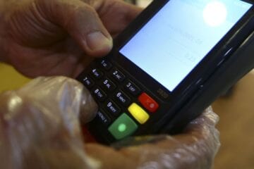BC estabelece limite de cobrança de taxas nas máquinas de cartão