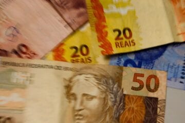Dívida Pública cai 1,29% em outubro e fica abaixo de R$ 5,4 tri