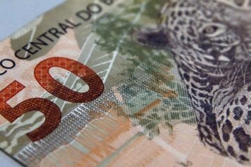 Governo bloqueia mais R$ 2,101 bi do Orçamento