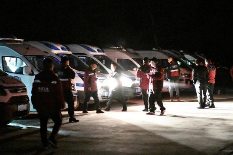 Corrida em montanha na China deixa 21 mortos após queda brusca de temperatura