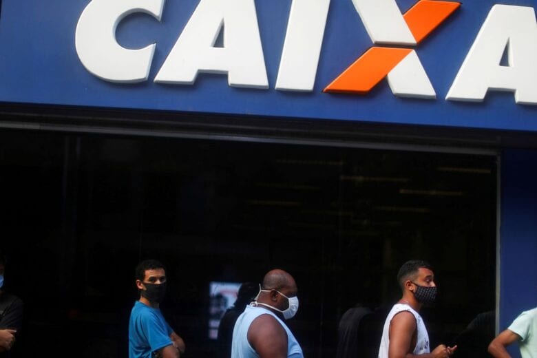Trabalhadores nascidos em fevereiro podem sacar auxílio emergencial