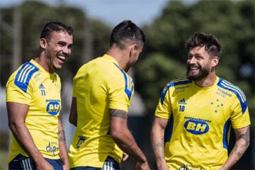 Com Sobis, Cruzeiro relaciona 23 jogadores para enfrentar o América