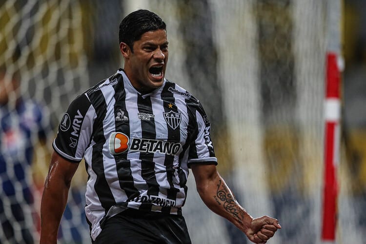 Caetano revela como Atlético agiu para conter ‘crise’ entre Cuca e Hulk