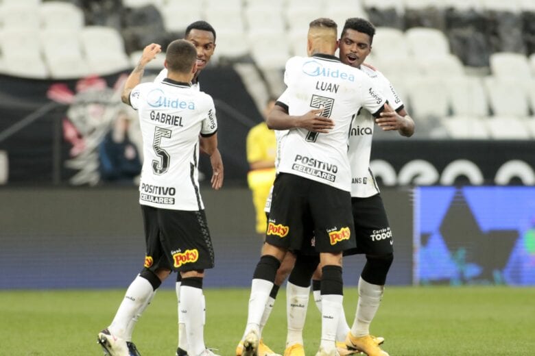 Corinthians goleia Inter de Limeira e vai à semifinal do Paulista