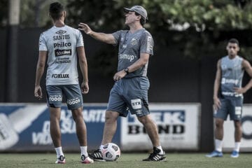 Após maratona de 14 jogos, Santos “ganha” final de semana de descanso