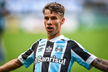 Ferreirinha fala sobre título do Grêmio e exalta D. Costa: ‘Nível mundial’