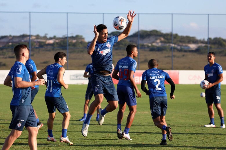 Bahia precisa vencer confronto direto e torcer por lanterna contra líder