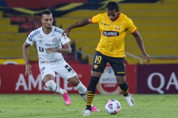 Santos apanha do Barcelona-EQU e cai na primeira fase da Copa Libertadores