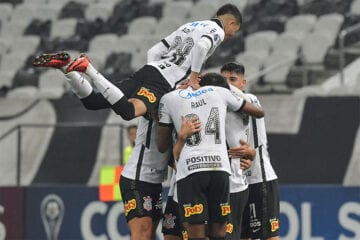 Corinthians encerra com goleada a participação na Copa Sul-Americana