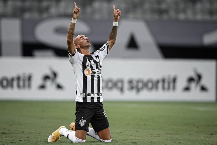 Atlético informa que contrato de Diego Tardelli não será renovado