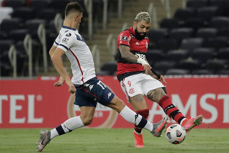 Flamengo empata sem gols com o Vélez e confirma liderança na Libertadores