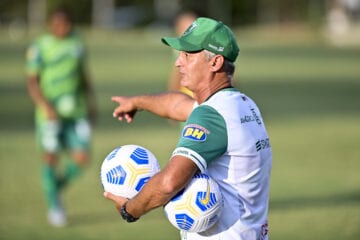 Sem desculpas, só protagonismo salvará ano decisivo para o América