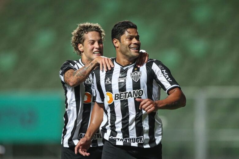 Atlético-MG derrota Tombense e fica perto da final do Mineiro