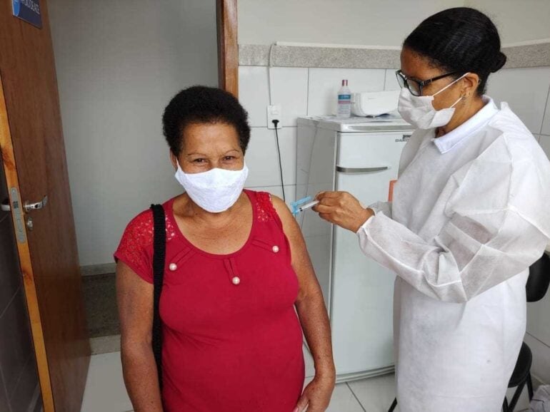 PSFs abrem as portas para vacinação contra a Covid-19 e Influenza em Itabira
