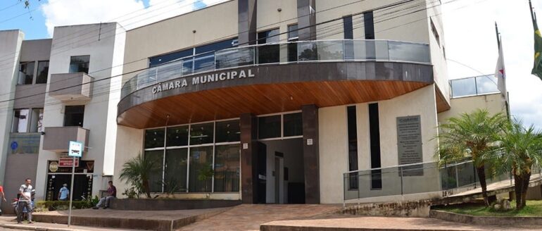 Câmara de São Gonçalo lança Campanha do Agasalho 2021