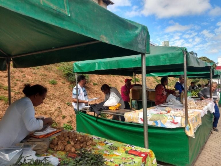 Feira Livre dos Produtores Rurais de Itabira retoma venda de cerveja neste sábado