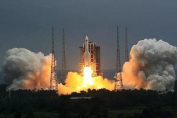 Fora de controle: foguete chinês pode reentrar na atmosfera da Terra