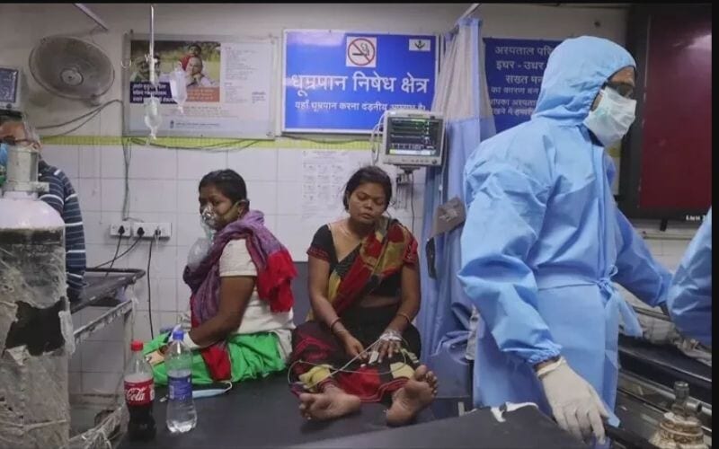 Incêndio mata 18 pessoas em ala de hospital com pacientes de Covid-19