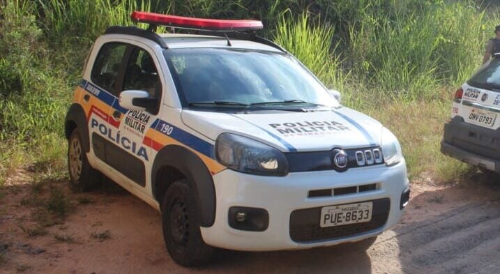 Jovem é baleado no abdômen na manhã deste domingo