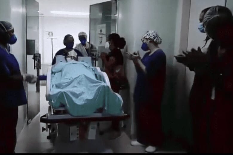 Após 43 dias internado, itabirano deixa UTI do HNSD sob aplausos; assista ao vídeo!