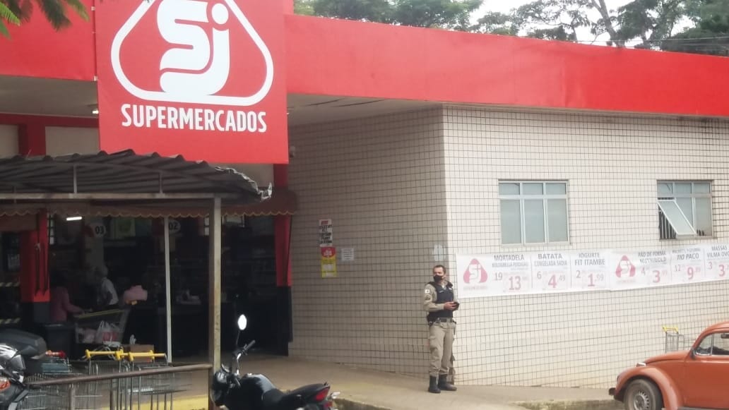 Supermercado é arrombado e tem dinheiro furtado do cofre em Itabira