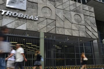 Pré-sal: Petrobras firma contrato para construção de sétima plataforma