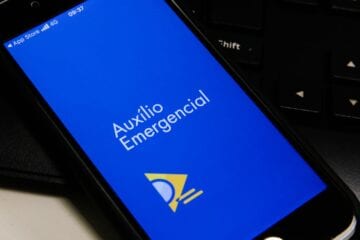 Novo auxílio de R$ 550 aos trabalhadores aprovado; quem recebe?
