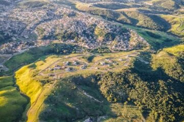 Vale a pena comprar um terreno para investir?