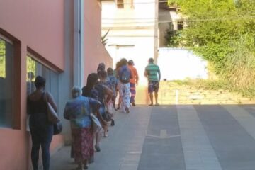 Comércio de Conceição registra grandes filas; moradores culpam decreto