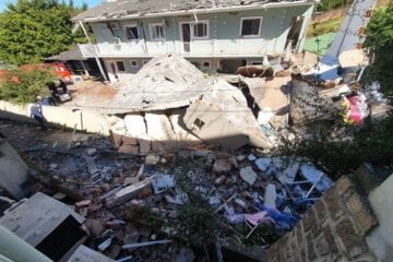 Explosão: casa com quitinetes desaba e uma pessoa está nos escombros