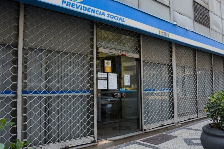 Décimo terceiro do INSS começa a ser depositado dia 25