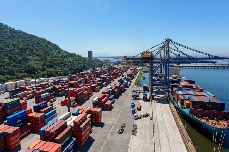 Movimentação em portos cresce 5,5% de janeiro a outubro