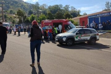 Urgente: jovem invade creche com facão e deixa ao menos 4 mortos