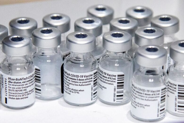 Covid-19: Saúde distribui 2,3 milhões de doses da vacina da Pfizer