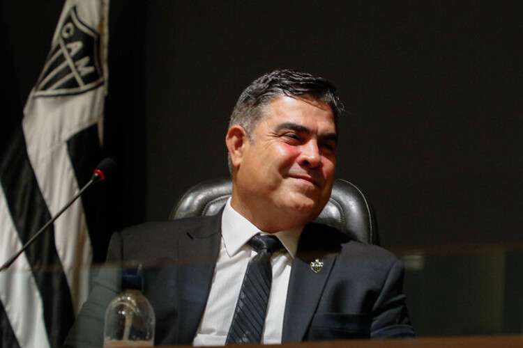 Ex-presidente do Atlético zoa o Cruzeiro: ‘Acho que não Sobis’