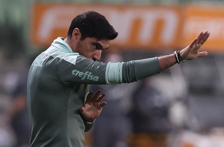Abel elogia Deyverson e fala sobre poupar: ‘Como fazer isso?’