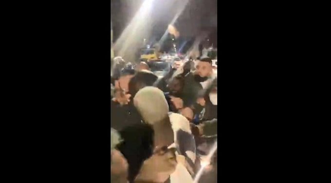 Palmeiras multa Patrick de Paula por ida a festa clandestina