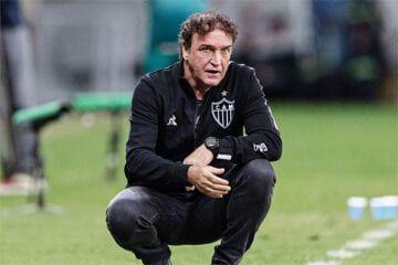 Cuca lamenta empate e pênaltis não marcados para o Atlético diante da Chape