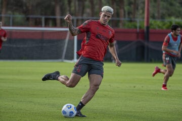 Flamengo vai ao STJD para ter o atacante Pedro durante a Olimpíada