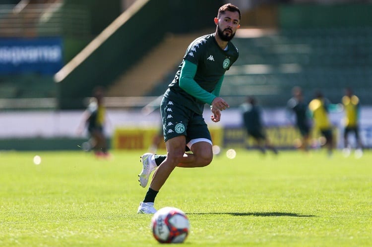 Guarani e Coritiba brigam pelo G-4 e Goiás pode grudar no líder da Série B
