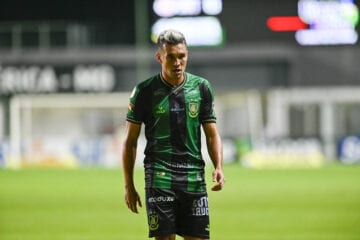 Valoura se destaca com boas atuações e firma vaga como titular do América